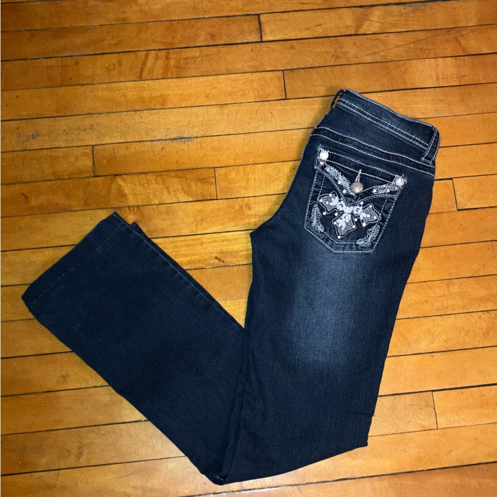 Gorgeous cross pocket detail jeans